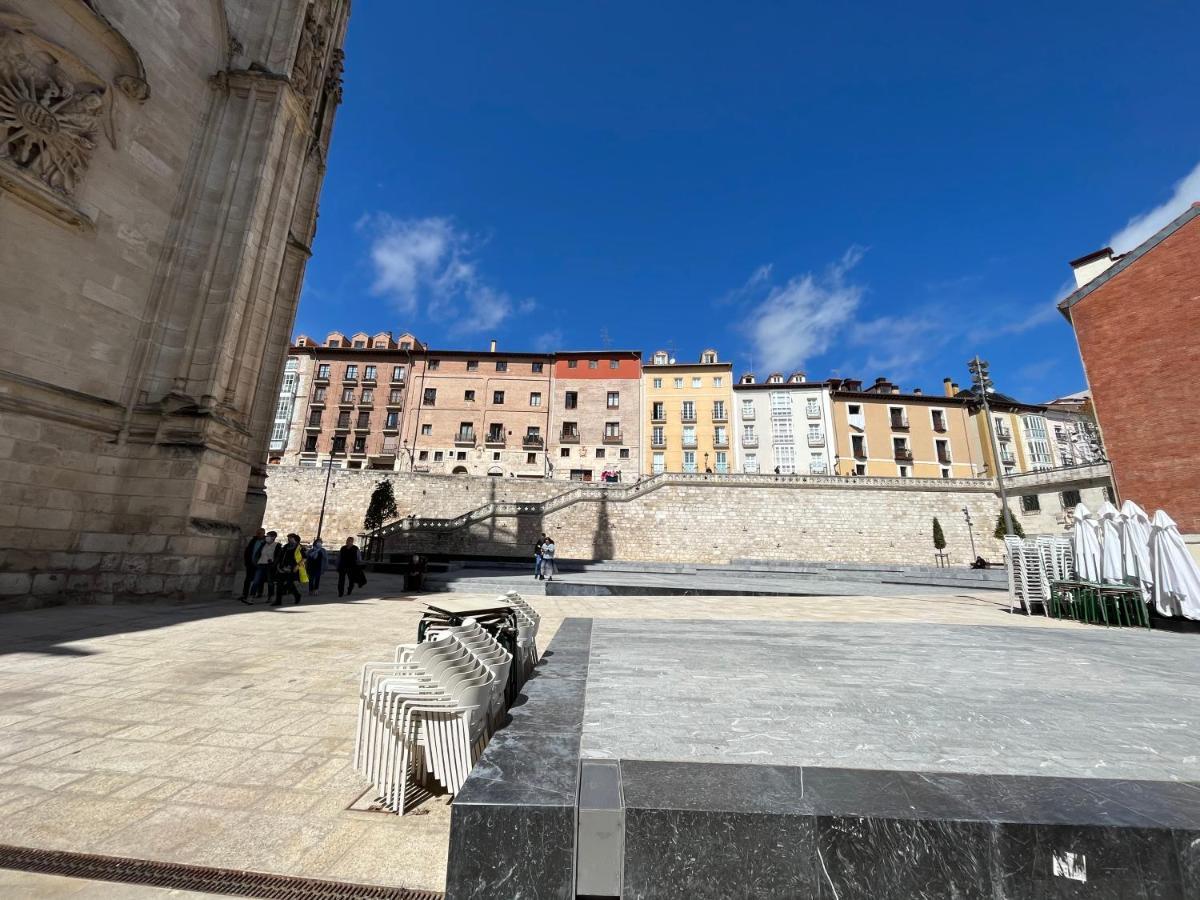Atuaire Home Balcon Con Vistas A La Catedral De Burgo Buitenkant foto